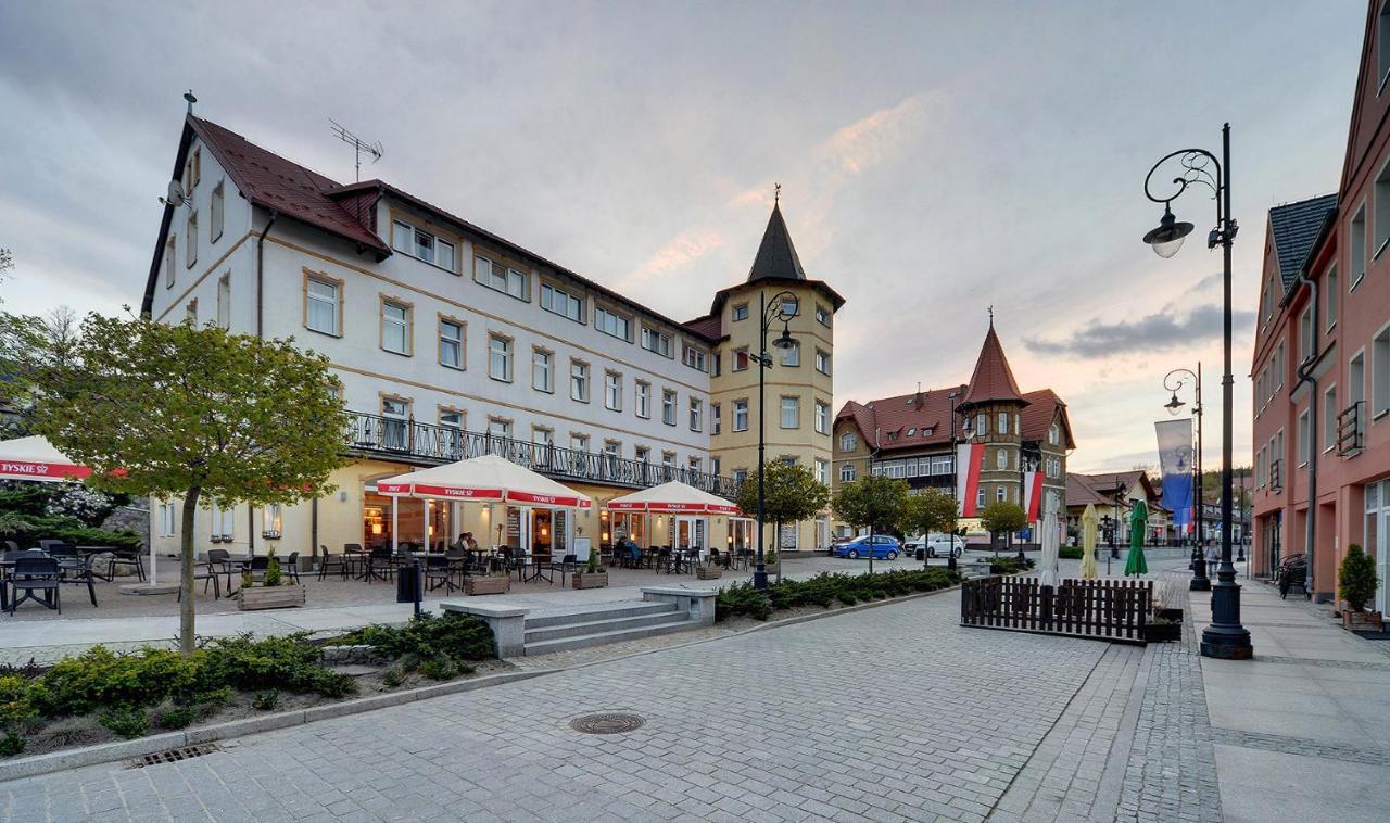 Dobrzynski Resort Topaz Świeradów-Zdrój Екстериор снимка